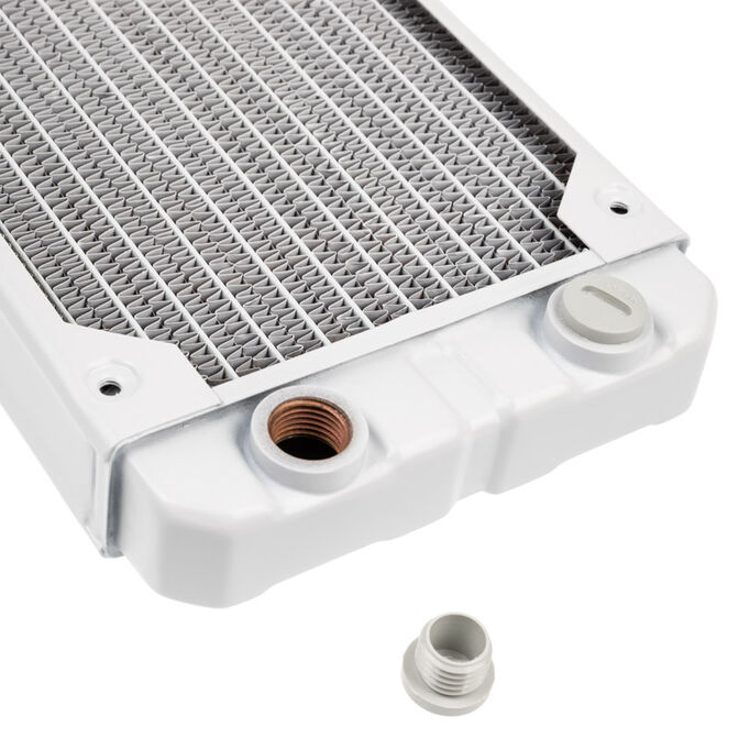 Corsair Hydro X Series XR5 240mm Water Cooling Radiator - white image number 3