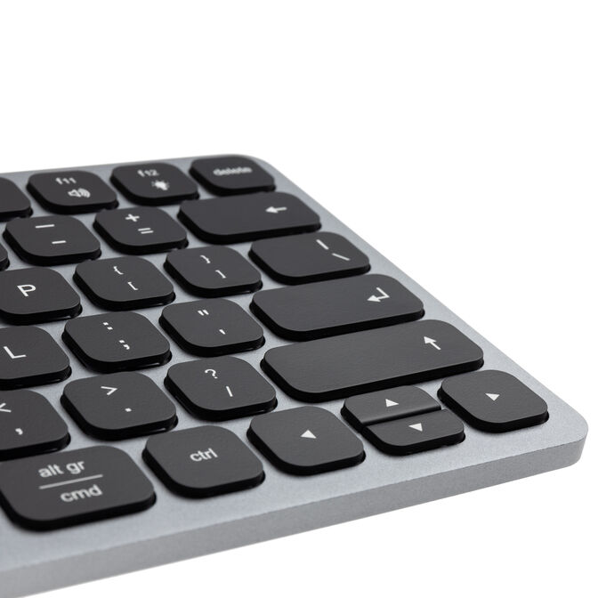 AXAGON HMC-KB keyboard USB-C 5Gbps with HUB, microSD/SD, 3x USB-A, HDMI 4K/60Hz, PD 100W, Audio, US layout image number 7