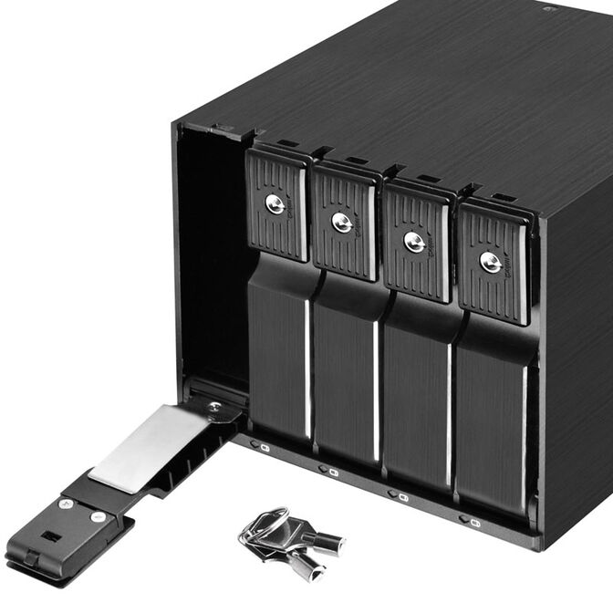 SilverStone SST-FS305-12G External 3.5-Inch Enclosure, 5-Bay - Black image number 4