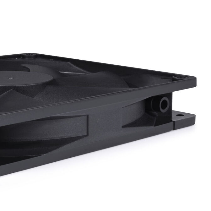 Alphacool Core PWM-L&uuml;fter 2.500 U/min - 140 mm - schwarz image number 3