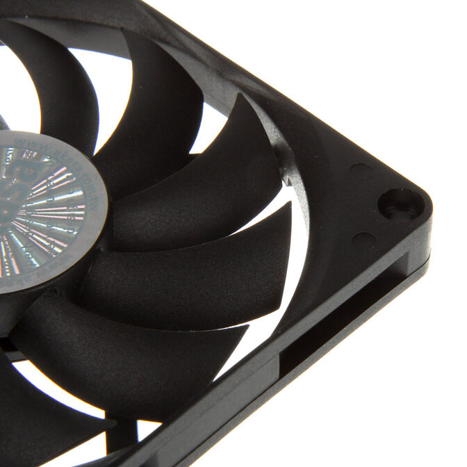 Akasa AK-FN076 Slimline PWM Fan - 80mm image number 2