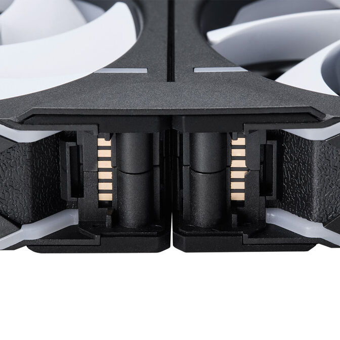 PHANTEKS D30 PWM Reverse Airflow D-RGB fan - 120mm, black image number 6