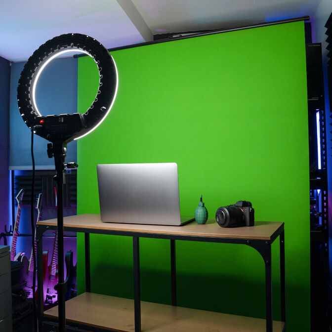 Streamplify SCREEN LIFT Green Screen, 150 x 200cm, hydraulisch, rollbar image number 1